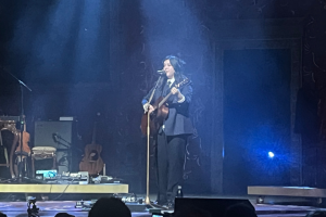 Lucy Dacus: Snappy dresser, sparkling performer.